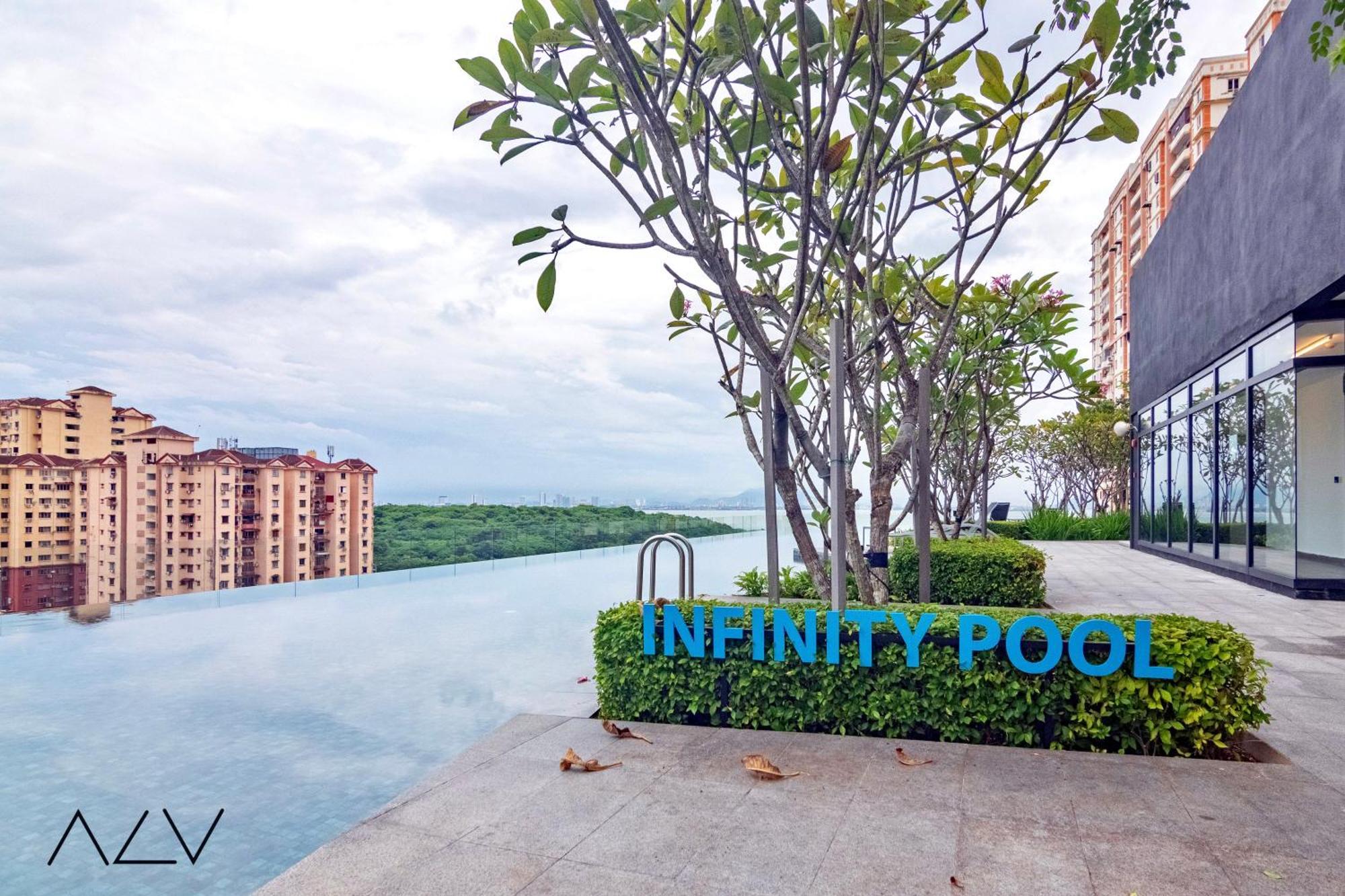 Urban Suites, Signature Collection By Stellar Alv Jelutong Exterior photo